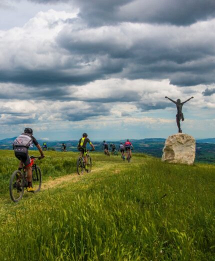 Cingoli (Mc), Marche, Borgo dei Borghi foto Avis Bike Cingoli