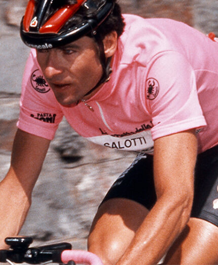 Bugno nel 1990 ha portato la maglia rosa dalla prima all'ultima tappa. Prima di lui solo altri tre c'erano riusciti (foto Giro d'Italia)