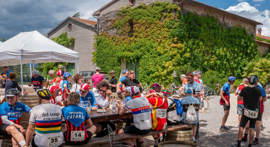 Pedalate ma non solo: il segreto della Leopoldina è anche nel clima che si crea al ristoro finale