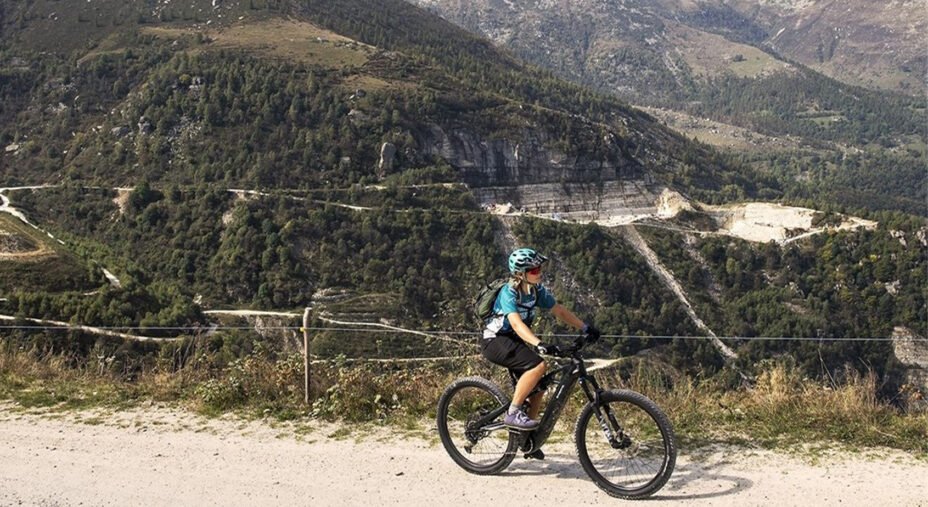 Una delle parti più suggestive è il passaggio lungo la Via delle Cave (foto Ciaberta)