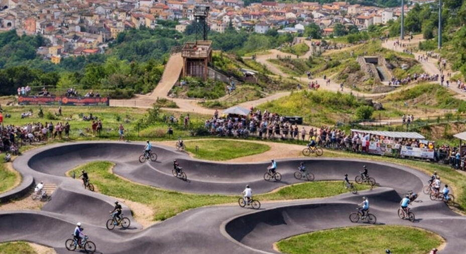 Il progetto della Rete Ciclabile dei Monti Dauni ha origine nel Comune di Roseto Valfortore