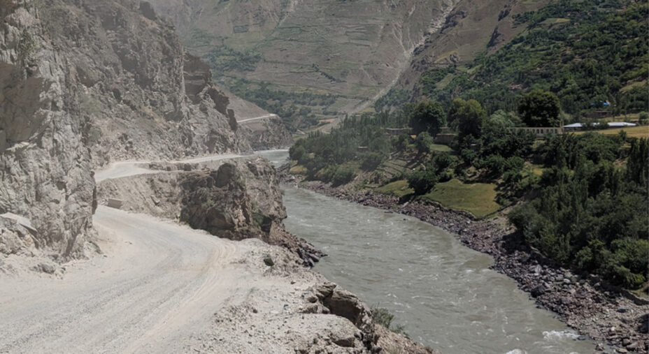 Il fiume che fa da confine fra Tajikistan e Afghanistan