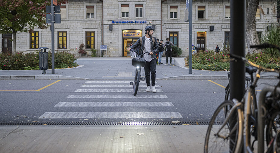 L'intermodalità e la sostenibilità: si scende dal treno e ci si sposta in bicicletta (foto Brixen Tourismus_Wisthaler)