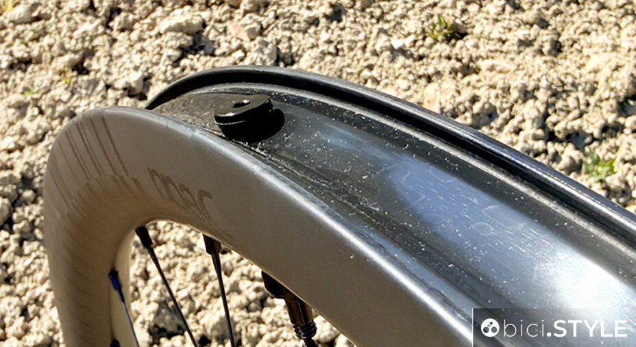 Deda Allroad Carbon, super ruote per la strada e per il gravel