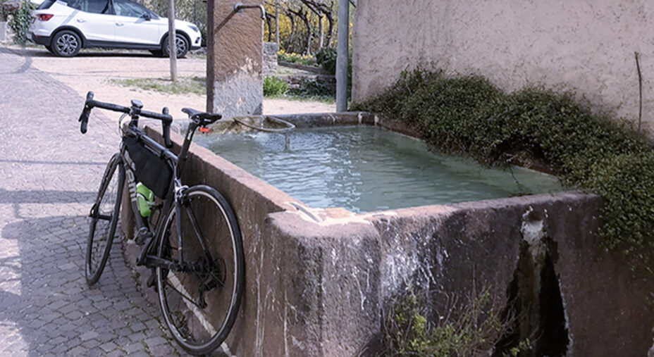 Malfatti è solito segnalare anche le fontane nei suoi itinerari