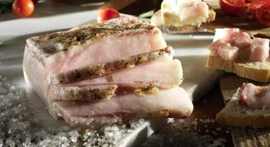 Per gli amanti del Pata Negra, a Gombitelli ei produce una versione di lardo ottenuta dal celebre maiale spagnolo