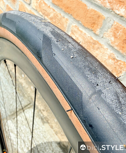 Un tubeless road oversize? Michelin Pro5 TLR da 40 la risposta