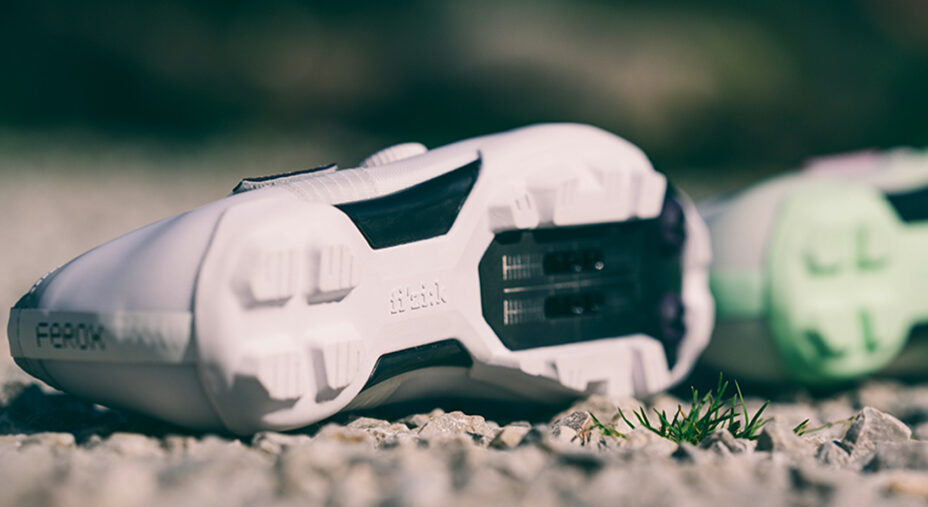 Fizik lancia le nuove Ferox 2, calzature off-road per l'agonista e non solo