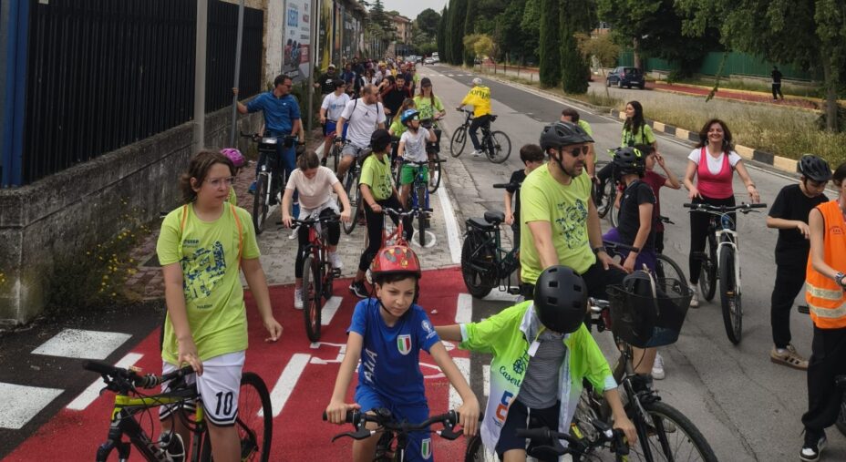 Carlo Scatozza Fiab Campania e Calabria, pista ciclabile, bambini