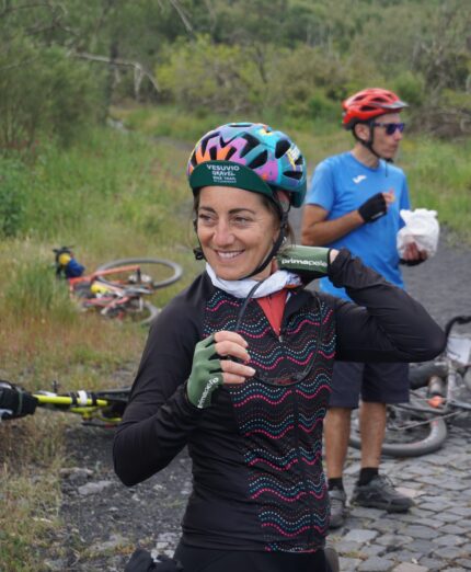 Vesuvio Gravel, donne, donna