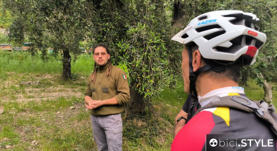 Puglia, Gargano, Manfredonia, apicoltore