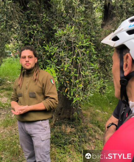 Puglia, Gargano, Manfredonia, apicoltore