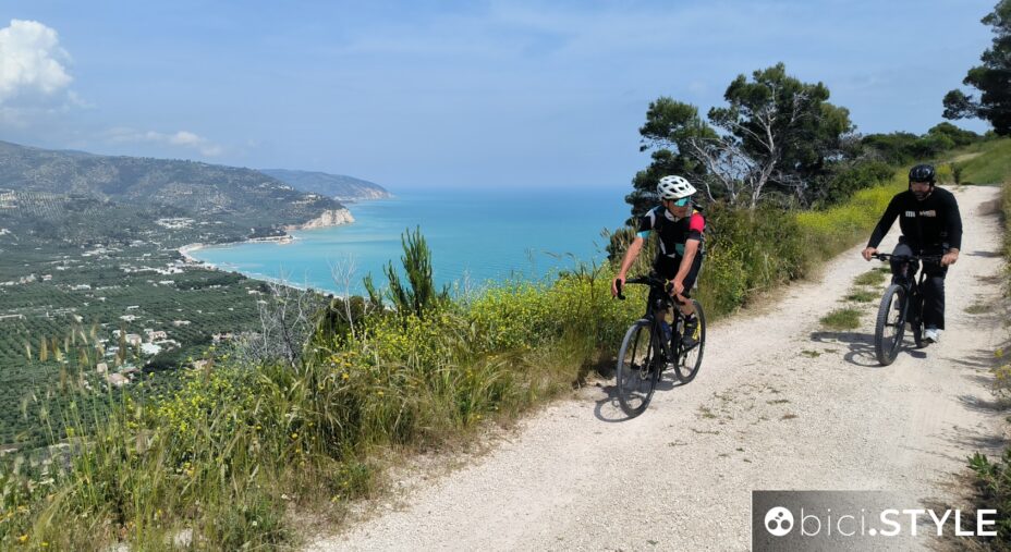 Puglia, Gargano gravel, panorama, mare