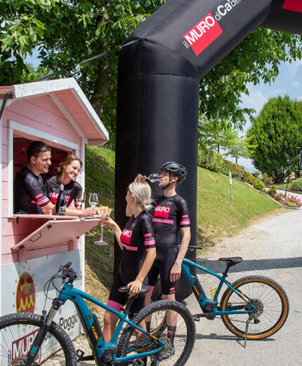 Dal bike hotel ci sono infinite possibilità di escursione in bici. Le Dolomiti sono le più gettonate