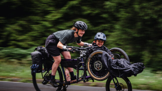 Katrien De Smet si definisce ciclista, avventuriera, mamma e amante dello sport outdoor