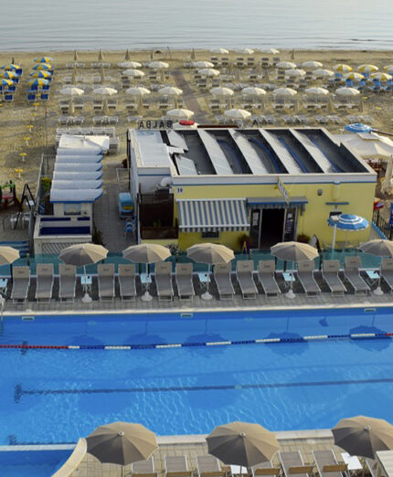 La piscina del Lungomare, che sta riscuotendo sempre maggior successo sul mercato italiano