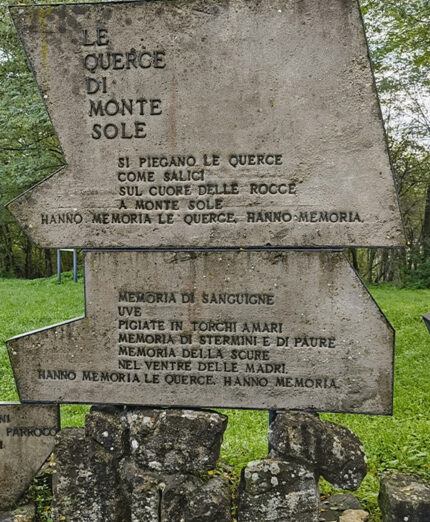 Parte del monumento di San Martino dedicato alle vittime dell'Eccidio di Marzabotto (foto Baldini)
