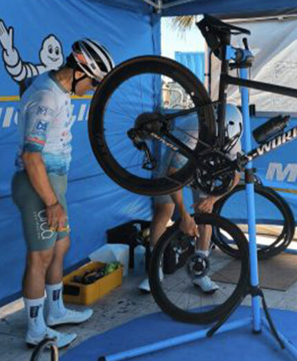 Una ricca gamma di offerte e di modelli tutti diversi allo stand Michelin presente a Cesenatico