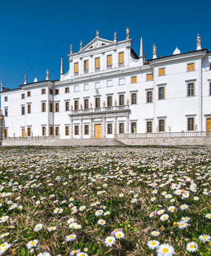 Villa Manin a Codroipo, sede della mostra di bici aperta fino al 30 agosto