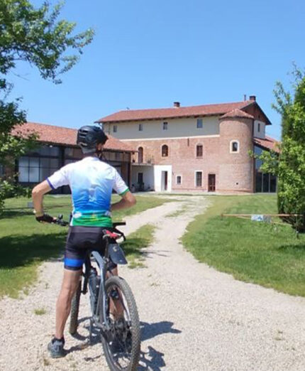 L'associazione Pistaaa propone una ventina dìitinerari per scoprire il territorio intorno a Torino