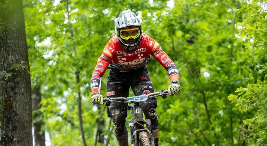 Filippo Colarusso è stato protagonista di una prova notevole, finendo 5° assoluto e 1° fra i non Open Elite