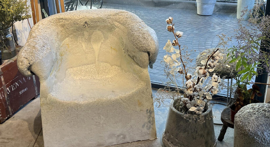 Il materiale rilavorato con la tecnologia Stracciatella è stato utiloizzato per le innovative sculture