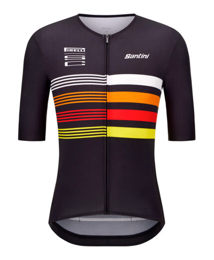 Santini e Pirelli insieme per la collezione Sport Club 2026