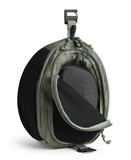 Assos e Db (Deuchebags), una collaborazione di stile e qualità