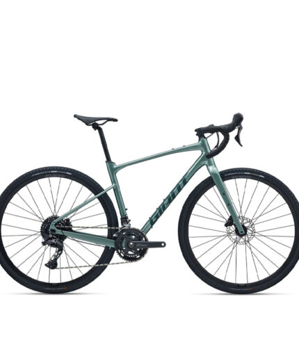 Giant Revolt 1, gravel: prezzo di partenza di 1.699 euro