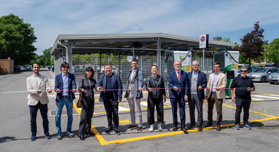 Gessate, bicistazione, ricarica elettrica, moto