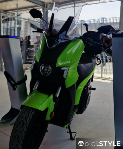 Gessate, bicistazione, ricarica elettrica, moto