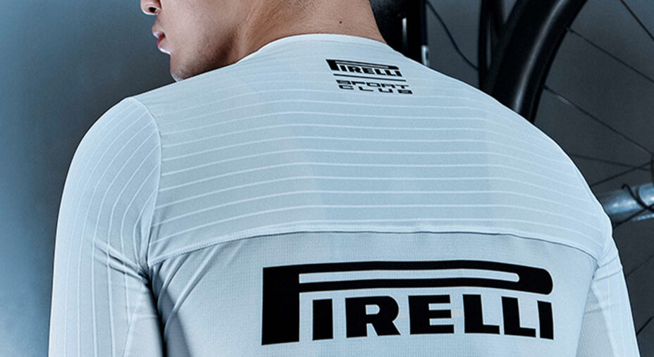 Santini e Pirelli insieme per la collezione Sport Club 2026