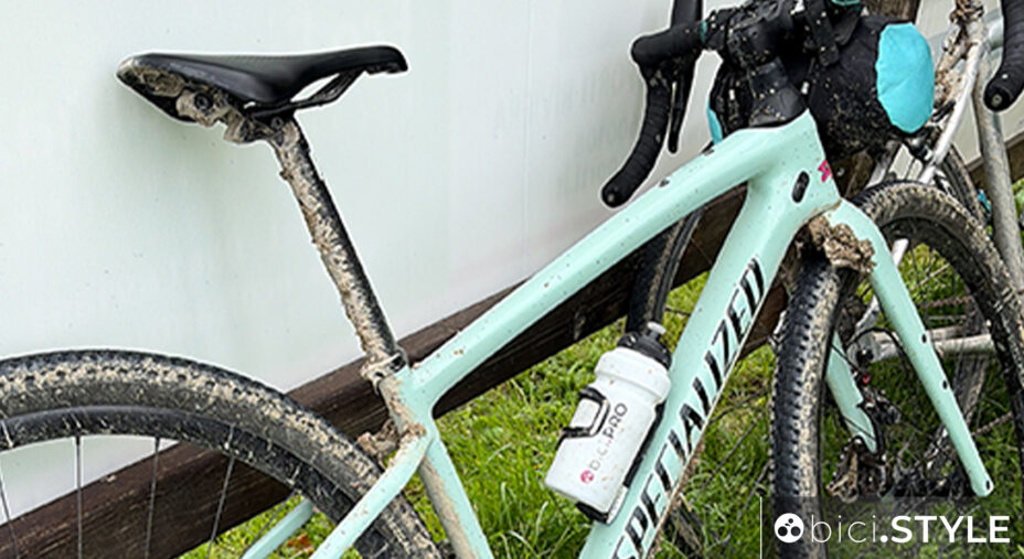 Sulla bicicletta alla fine anche parecchio fango, piuttosto argilloso