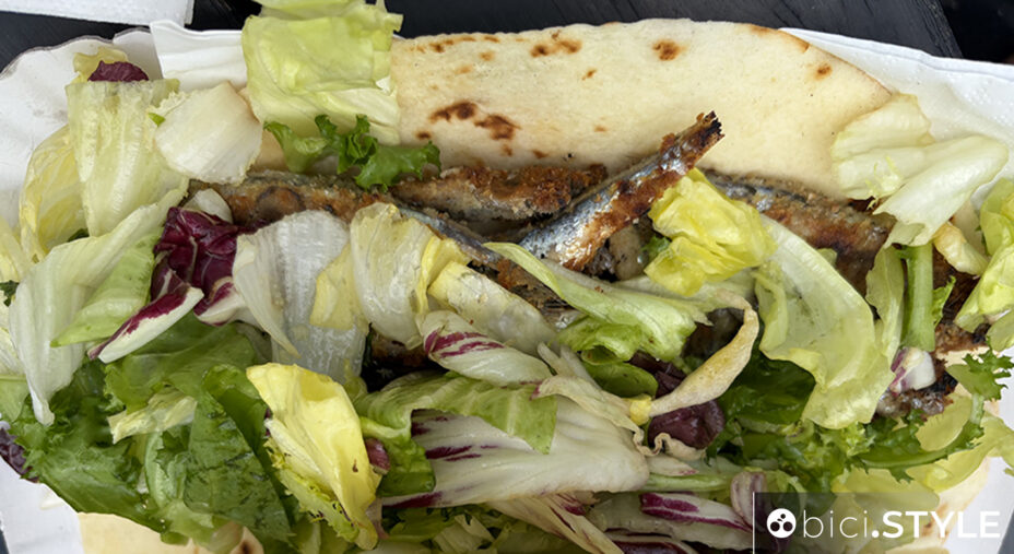 E alla fine, uuna fantastica piadina con i sardoncini, simbolo autentico della Romagna