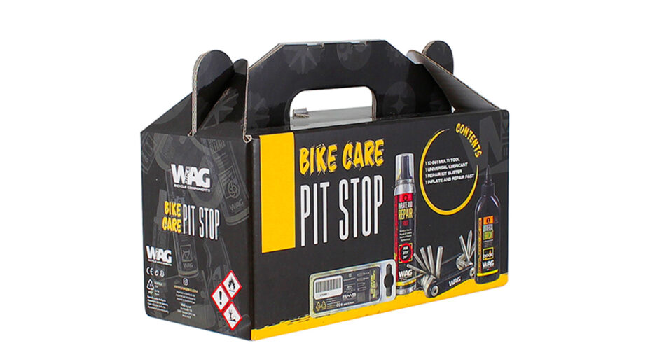 Questo invece il Kit Pit Stop, con il necessario per ripartire dalle forature