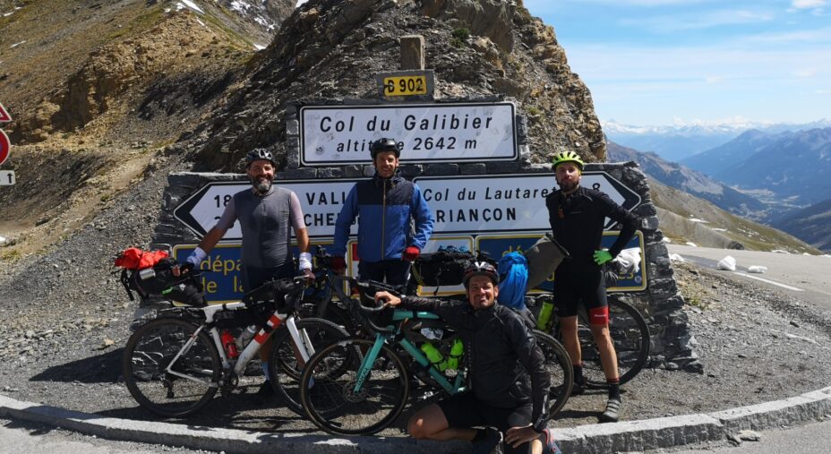Tournée des Grand Cols - Chiusura dei passi alpini francesi, Francia, Alpi, salita