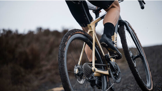 Tempr Road e Off-Road, le nuove scarpe accessibili di Canyon