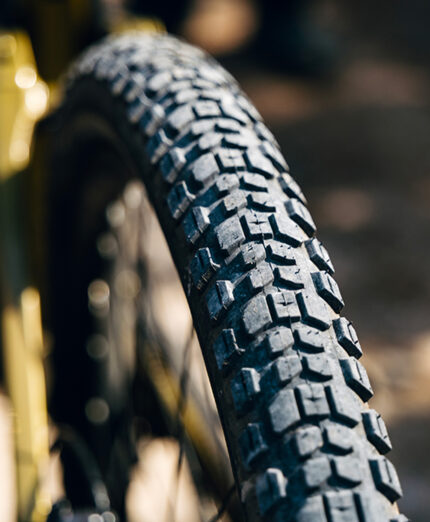 Johnny Watts introduce la tecnologia degli pneumatici radiali nel segmento delle e-bike SUV