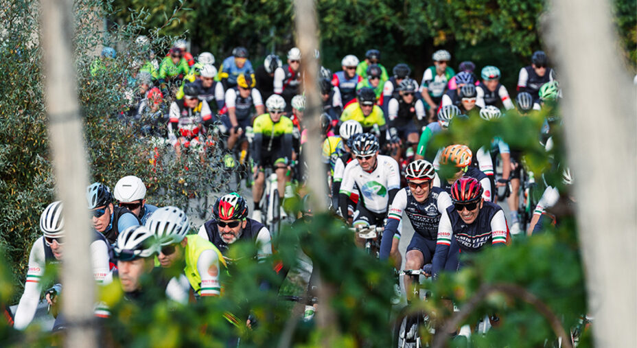 Ogni evento ciclistico intorno a Ca' del Poggio è all'insegna della grande partecipazione, in mezzo ai vigneti del Prosecco