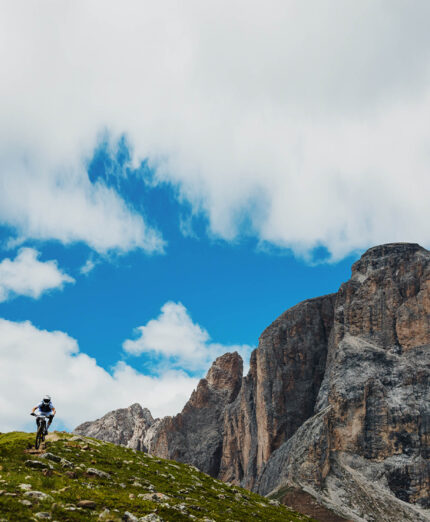 Dal 26 al 28 giugno in Val di Fassa (Canazei) si svolgerà la tappa italiana dell’UCI Enduro World Cup