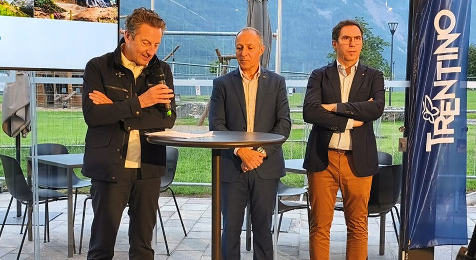 Alla presentazione di Molveno sono intervenuti anche Maurizio Rossini, il presidente FCI Dagnoni e Giovanni Battaiola