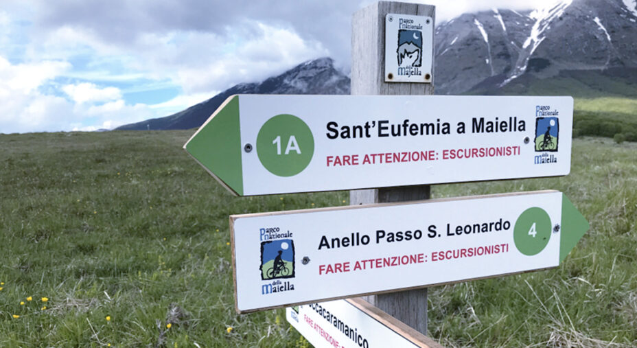 Il Parco Nazionale della MAjella ha regolamentato la presenza delle bici sui sentieri. Vi sono anche cartelli specifici