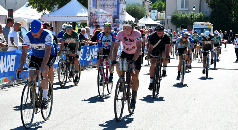La Franco Ballerini, ciclostorica (foto Angolo del Pirata)