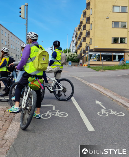 Helsinki, bici, e-bike, pista ciclabile, segnaletica