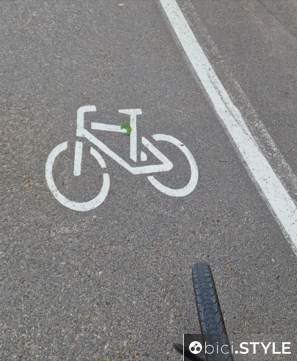 Helsinki, corsia ciclabile e pedonale separate