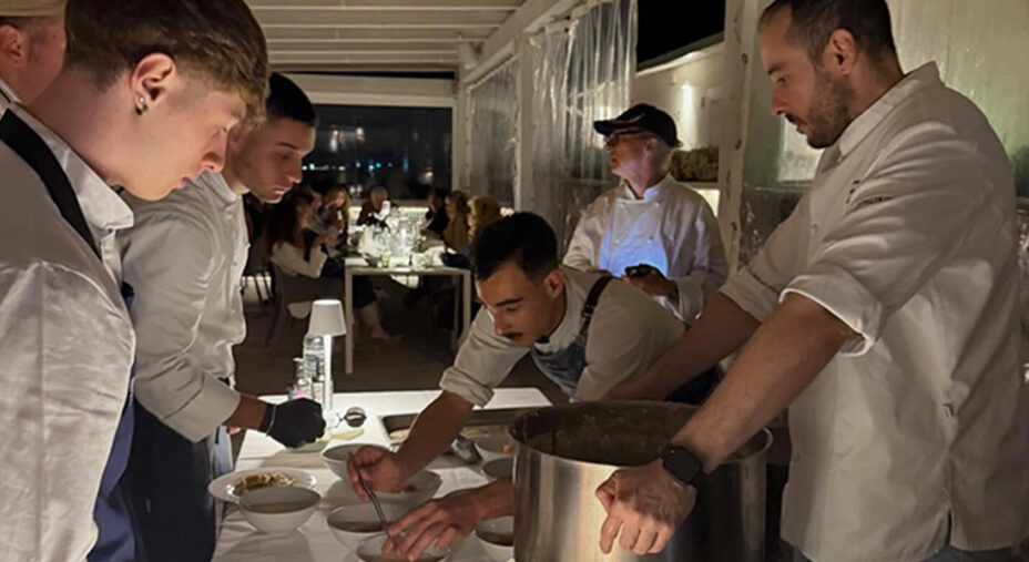 L'Opening Party del Natural Village Resort è stato affidato alle mani di cinque chef