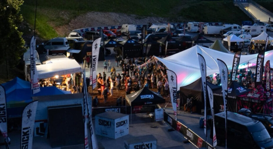 Il Paganella Bike Opening ha richiamato espositori e circa 3.000 rider (foto Paganella Bike Park)