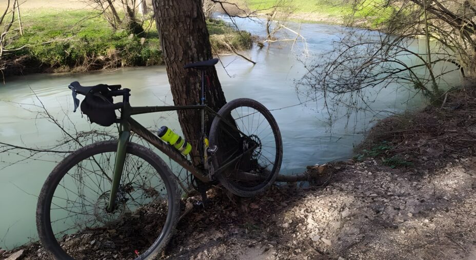 Bike in Umbria, Ciclovia del Nera, gravel