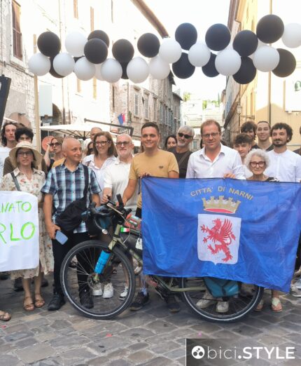 Carlo Caso, viaggio avventura dalla Cina a Narni