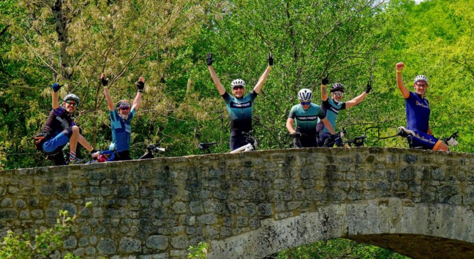 Amerina Bike Route, Umbria, da Todi ad Amelia, Bici in Comune